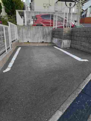 サニーハウスの駐車場|駐車場です