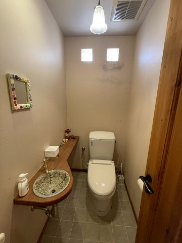 パンプキンハウスのトイレ