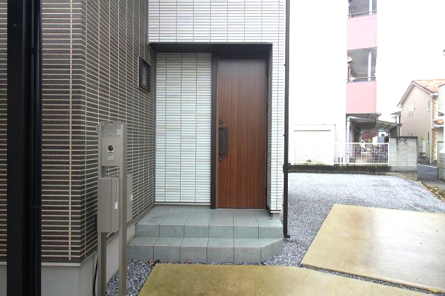 小山市東間々田2丁目|玄関ポーチ周辺