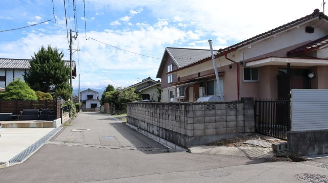 【中古】安曇野市穂高柏原の前面道路含む現地写真