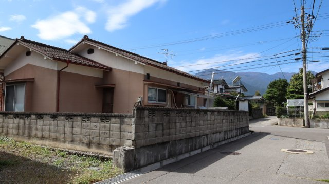 【中古】安曇野市穂高柏原の前面道路含む現地写真