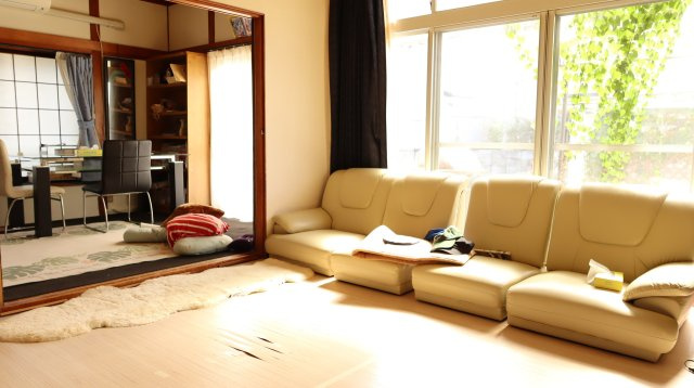 【中古】安曇野市穂高柏原の居間・リビング