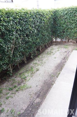 熊本市東区小山５丁目のアパートのバルコニー