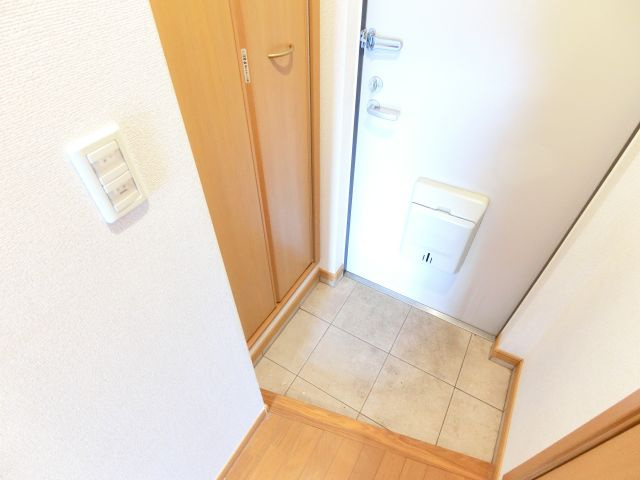 コーラル ガーデンの玄関