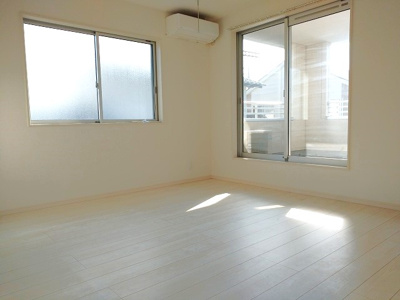 【洋室】 | 東二島一丁目10番19号（C-12）