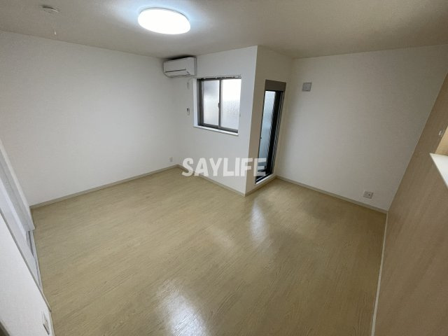 Court小路の内装