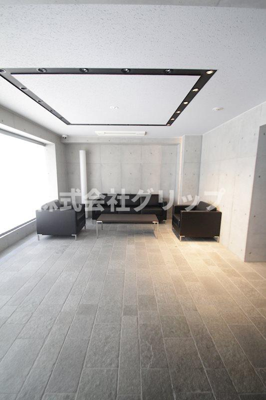 ZOOM横浜のロビー