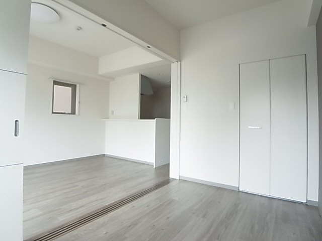 神戸市長田区北町１丁目の賃貸マンションの内装|洋室