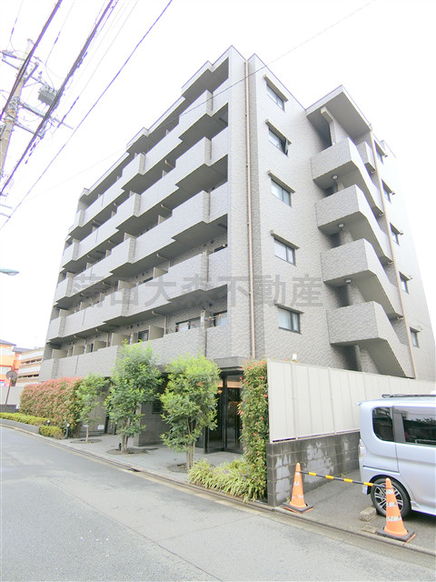 ルーブル羽田萩中の外観
