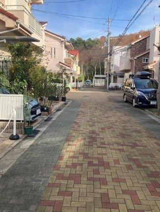 清滝新町　中古一戸建ての前面道路含む現地写真|前面道路含む現地写真
■物件内覧・資金計画相談・住宅ローン相談、リフォーム相談、お問合せ受付中■
※当日・翌日のご内覧、ご相談はお電話でのお問合せがスムーズです！