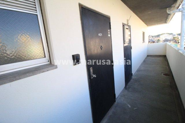 アモント中村の玄関