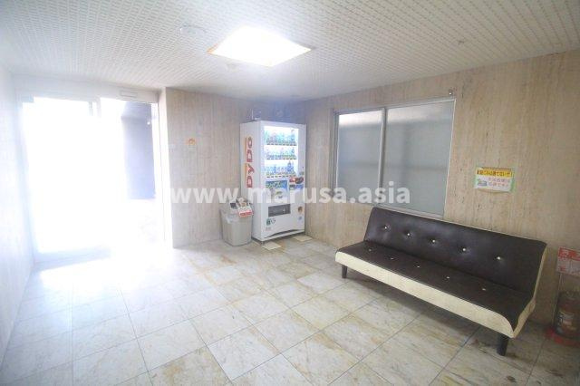 アモント中村のロビー