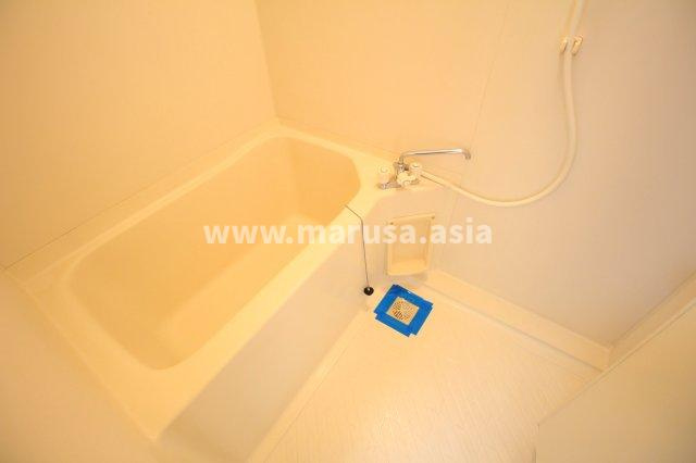 アモント中村の浴室