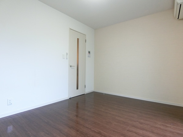 リブリ・ブランドール湘南台の居間・リビング