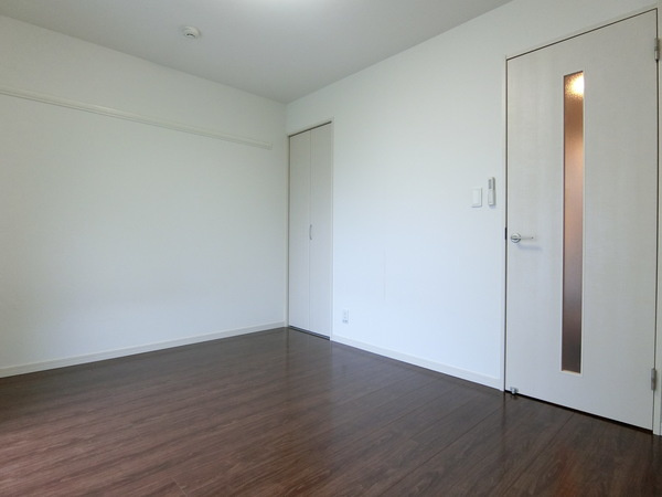 リブリ・ブランドール湘南台の寝室