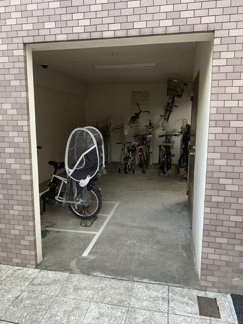 練馬区春日町５丁目の一棟マンション