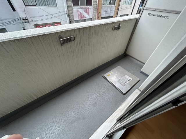 メロディア塚本のバルコニー