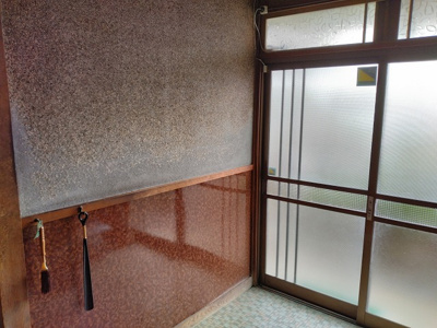 【玄関】 | 岡谷市山手町2丁目 中古住宅⑮ | 玄関