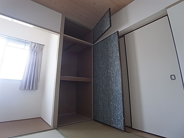 神戸市兵庫区上三条町の賃貸マンション
