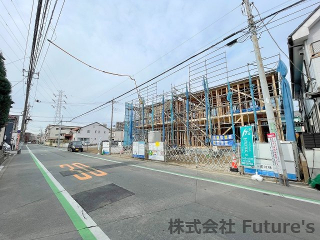 八潮市緑町　新築戸建　全2棟　2号棟の前面道路含む現地写真|前面道路含む現地写真です。