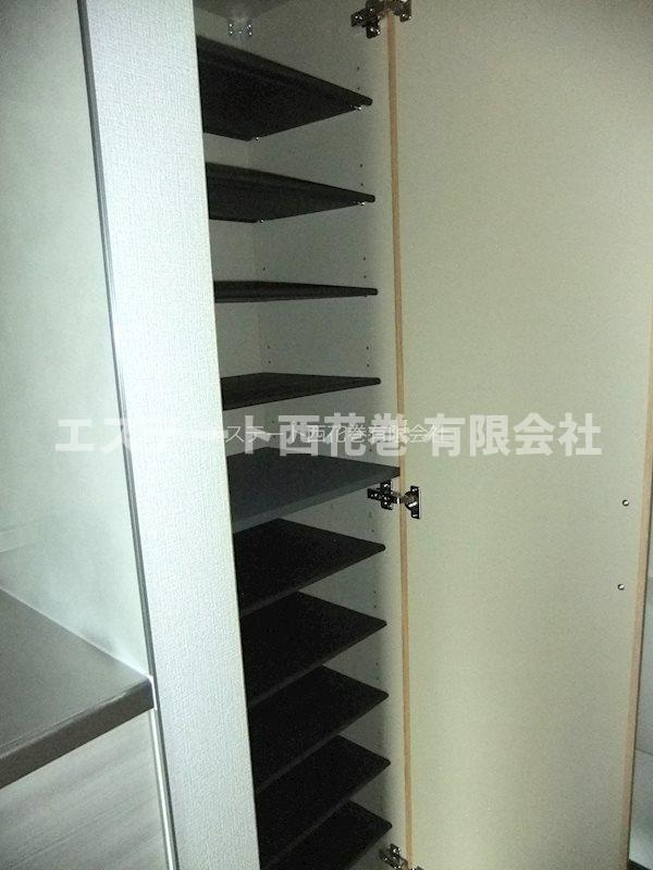 ソレイユ桜町の収納|シューズボックス