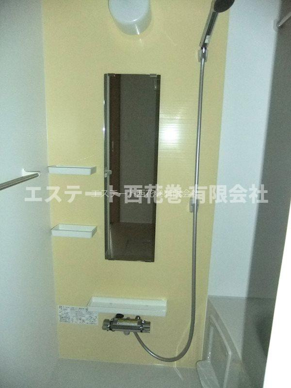 ソレイユ桜町の浴室