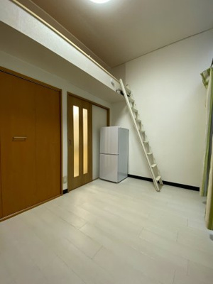 【洋室】 | 畳屋町ハイツ
