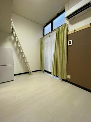 【洋室】 | 畳屋町ハイツ