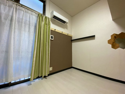【洋室】 | 畳屋町ハイツ