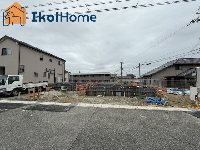 神戸市西区宮下３丁目　第３　新築一戸建2号棟のエントランス|物件・当店の最寄駅まで無料送迎！最短10分で指定場所へお迎えに向かいます！まずはお問い合わせください！
