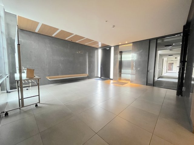 アルファステイツ春日のエントランス