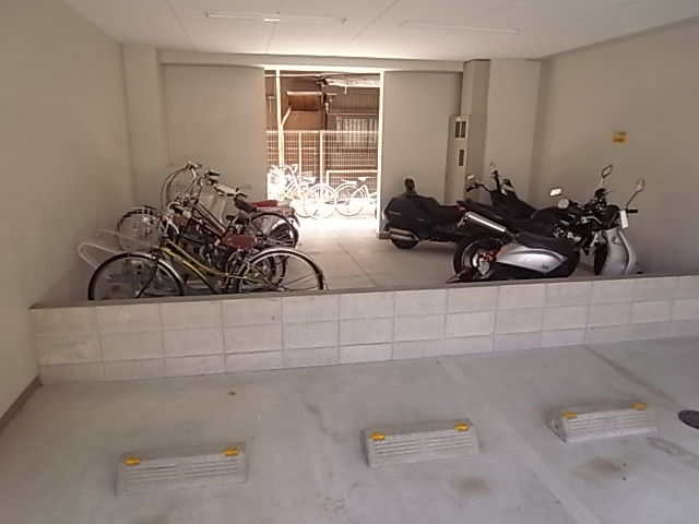 神戸市兵庫区中道通１丁目の賃貸マンション