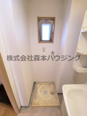【設備】 | 　サンフレンドユーマンション | ※同タイプ別室の写真を使用しています。
　設備内容や内装色調など相違がある場合は実際のお部屋の現状優先となります。