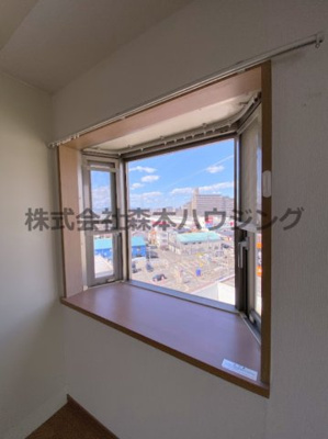 【内装】 | 　サンフレンドユーマンション | ※同タイプ別室の写真を使用しています。
　設備内容や内装色調など相違がある場合は実際のお部屋の現状優先となります。
