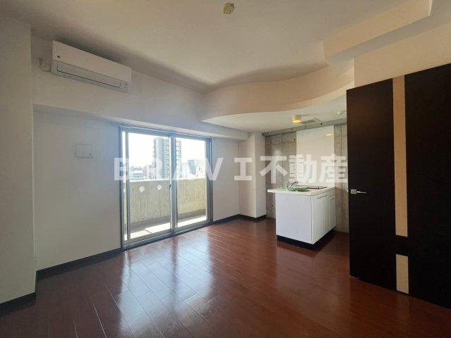 ドリームネオポリス桜ノ宮の居間・リビング|使いやすいリビングです