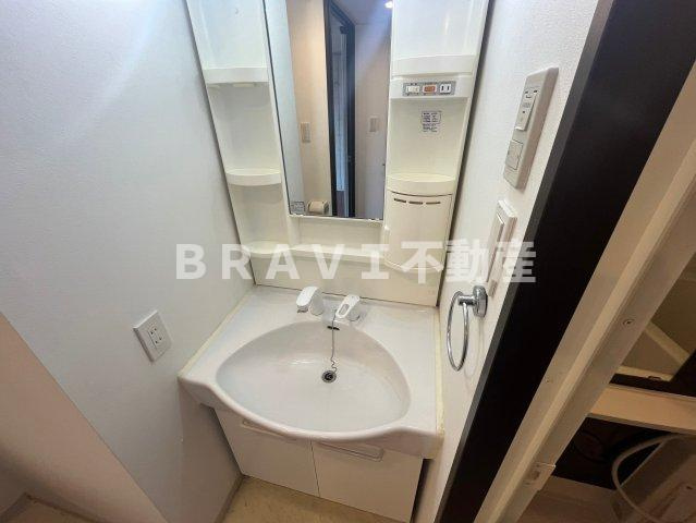 ドリームネオポリス桜ノ宮の独立洗面台|独立洗面化粧台付き