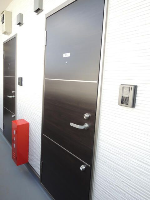 ショコラⅦの玄関