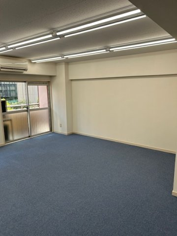明治通りビルの内装