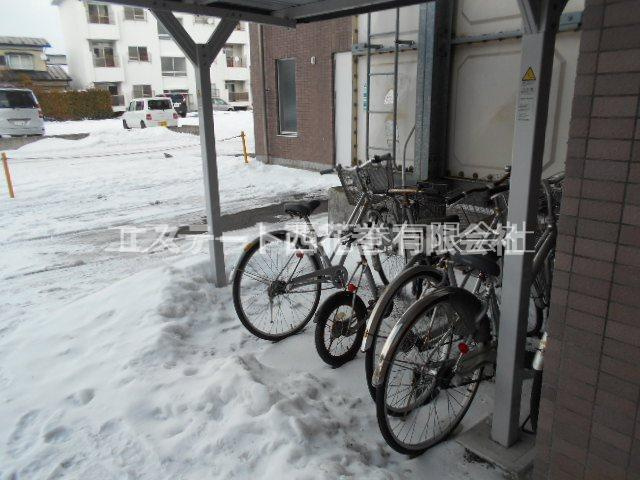 サンコーマンション|駐輪場