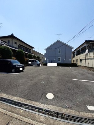 【駐車場】 | ロジュマンリーヴ | 駐車スペースもあります