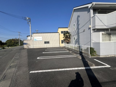 【駐車場】 | ロジュマンリーヴ | 駐車場です