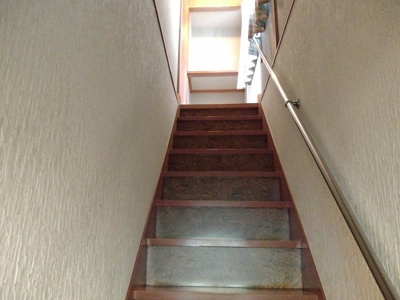【設備】 | 下諏訪町西四王 中古住宅⑤ | 階段