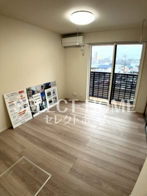 【居間・リビング】 | パークサイド柱Ⅰ | ゆったり過ごせる居間です