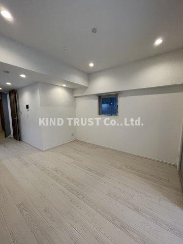 シーズンフラッツ梅田北の居間・リビング|ゆったりとしたリビングです