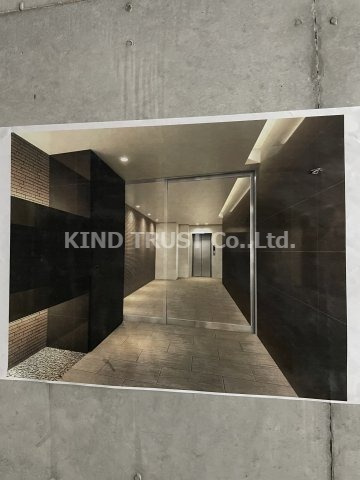 シーズンフラッツ梅田北のエントランス|ゆとりのあるエントランスです