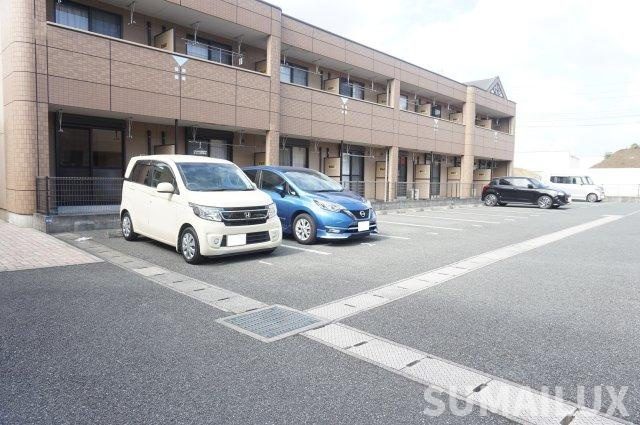 熊本市東区御領８丁目のアパートの駐車場