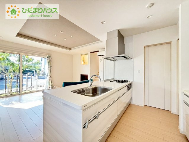 日立市東滑川町２丁目　中古戸建のキッチン|料理をしながらでも、ご家族との会話を楽しめる対面式キッチン