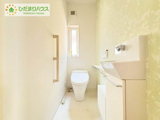 日立市東滑川町２丁目　中古戸建のトイレ|トイレは1F、2F共に完備！取り合いになることがありませんね(^^)/