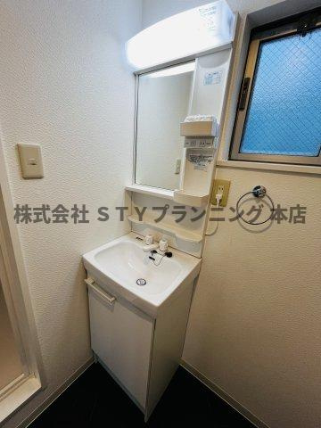 仲介手数料0円！コンフォート泉の洗面所