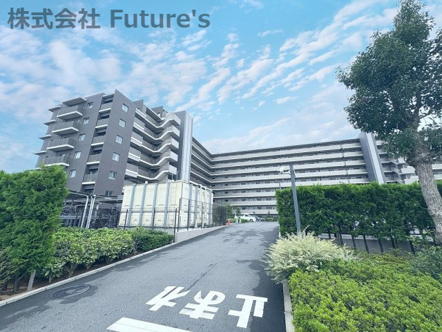 メイツ三郷中央サラテラスの外観|共用施設充実な分譲マンション